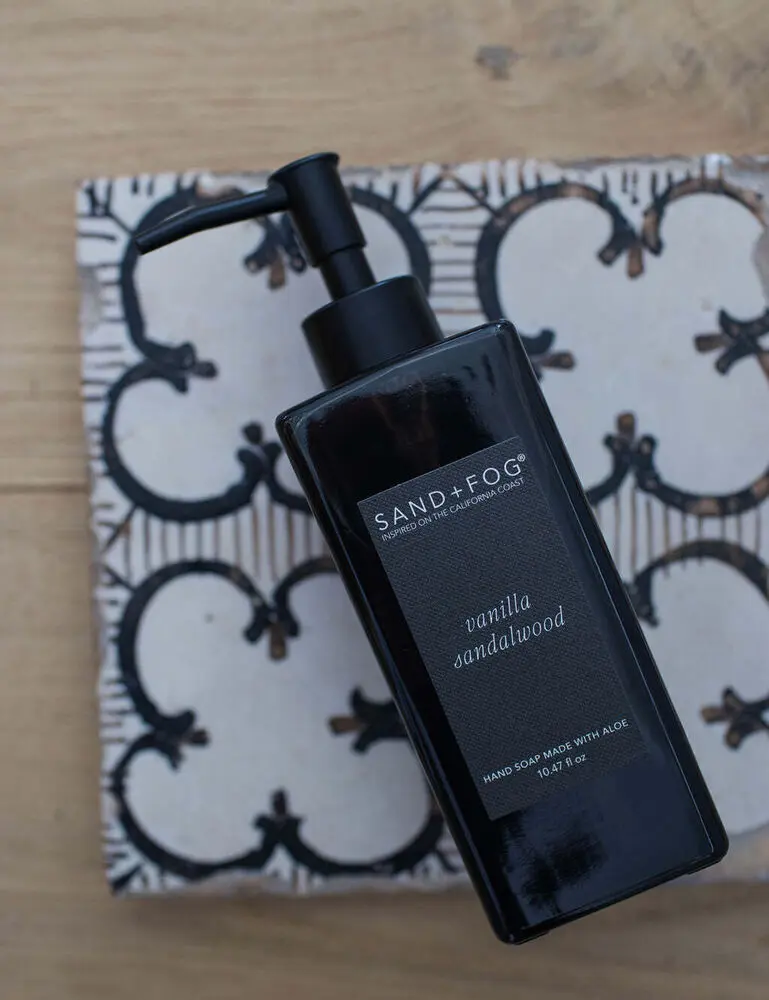 Vanilla Sandalwood 10.47 Oz Liquid Hand Soap - Image 3